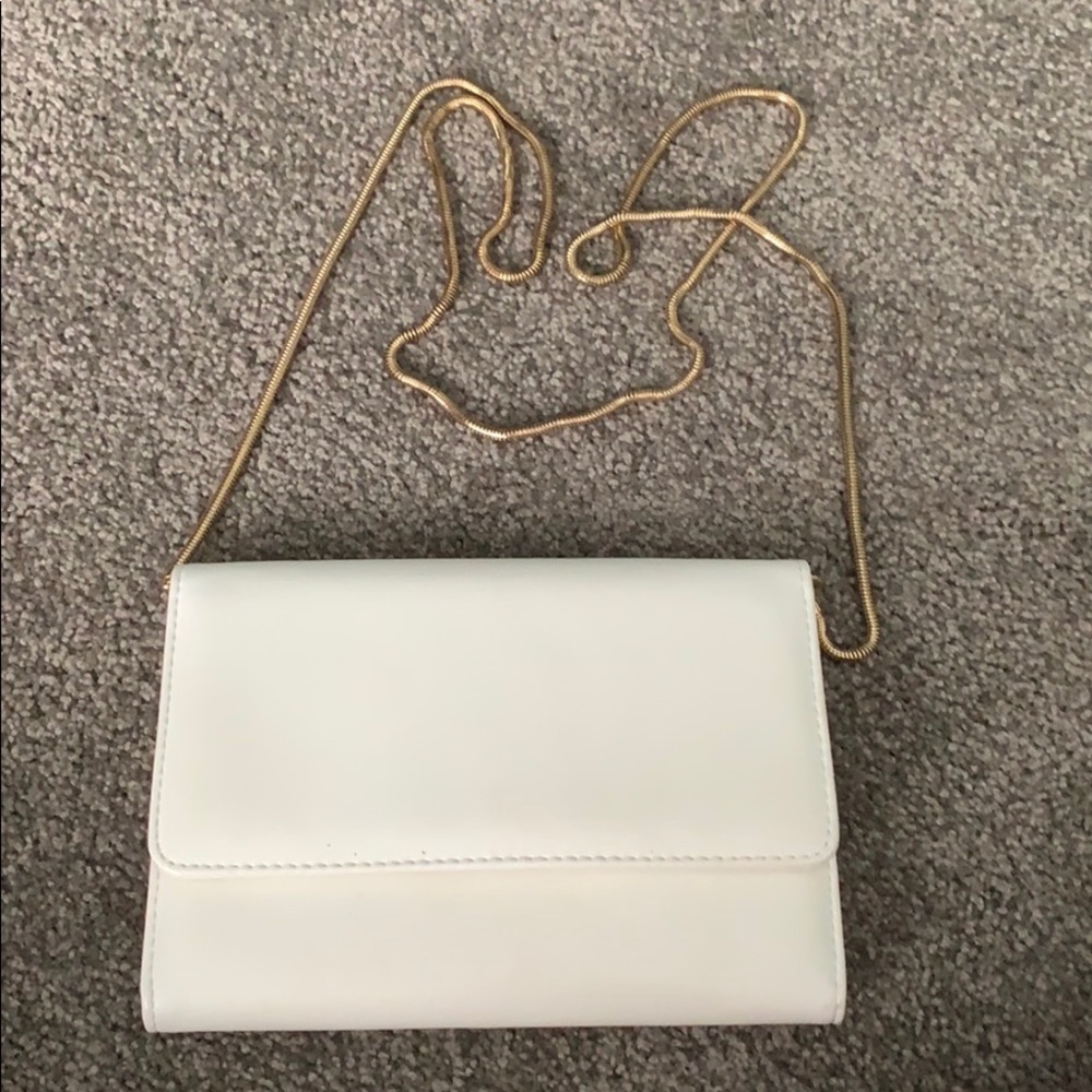 NEVER WORN white crossbody. Forever21